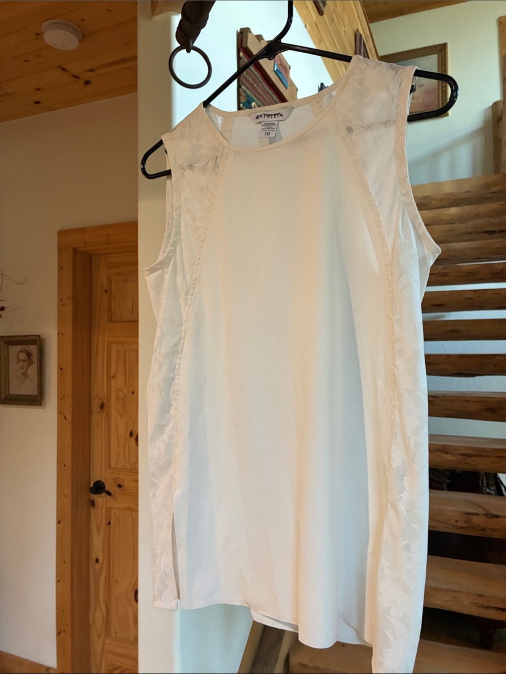 Athleta Cream Sleeveless Tunic with Lace Trim fits like a small